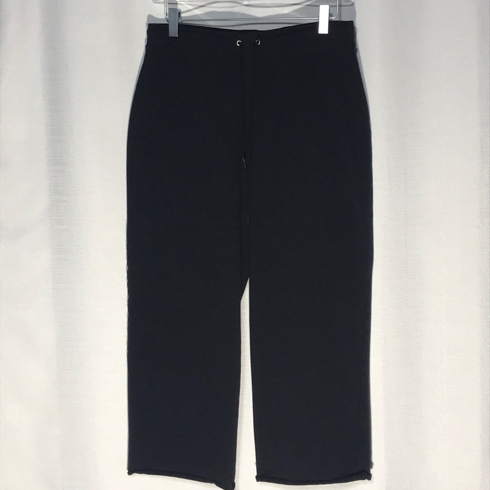 DANSKIN YOGA Capri, Black
